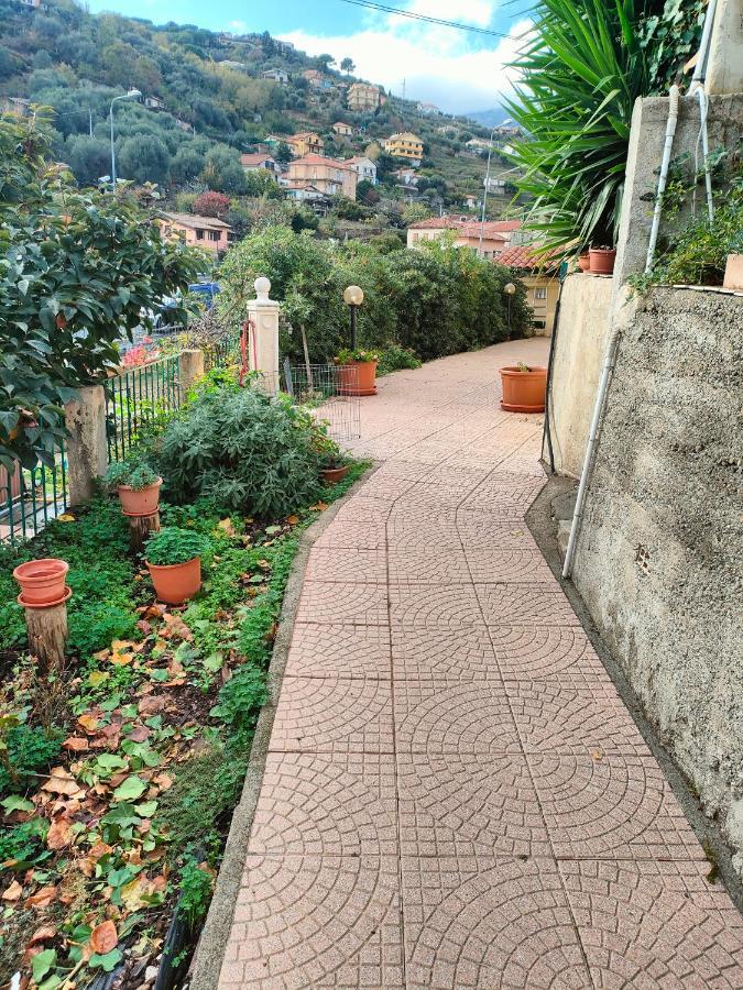 Casa Sanremo Tiziano Parking Gratis Spiaggia 15 Minuti A Piedi Extérieur photo