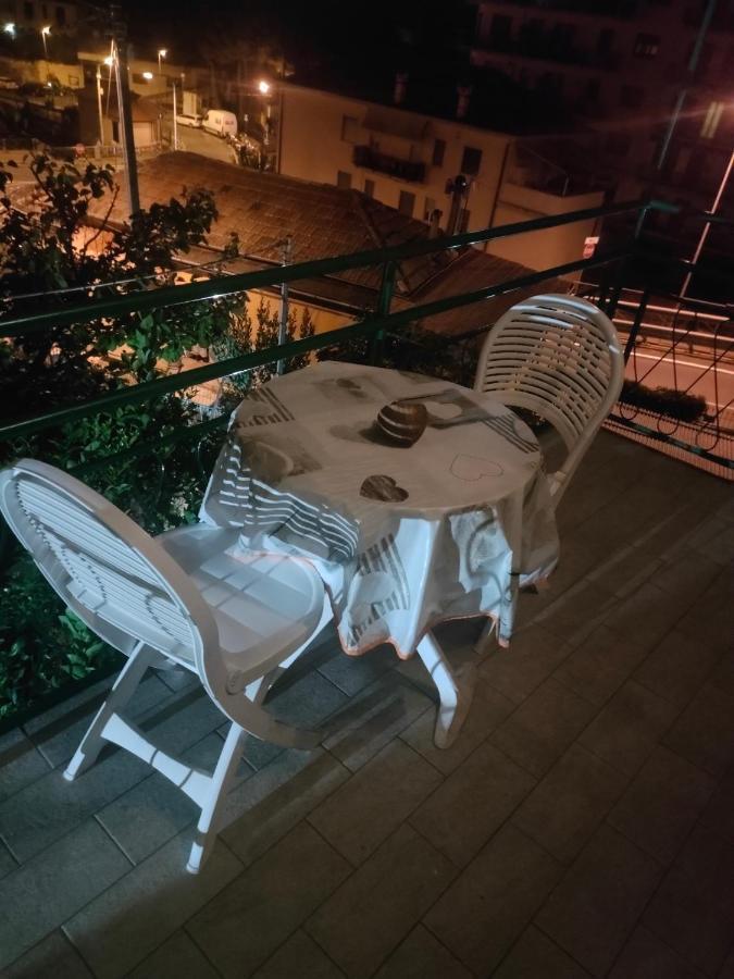 Casa Sanremo Tiziano Parking Gratis Spiaggia 15 Minuti A Piedi Extérieur photo