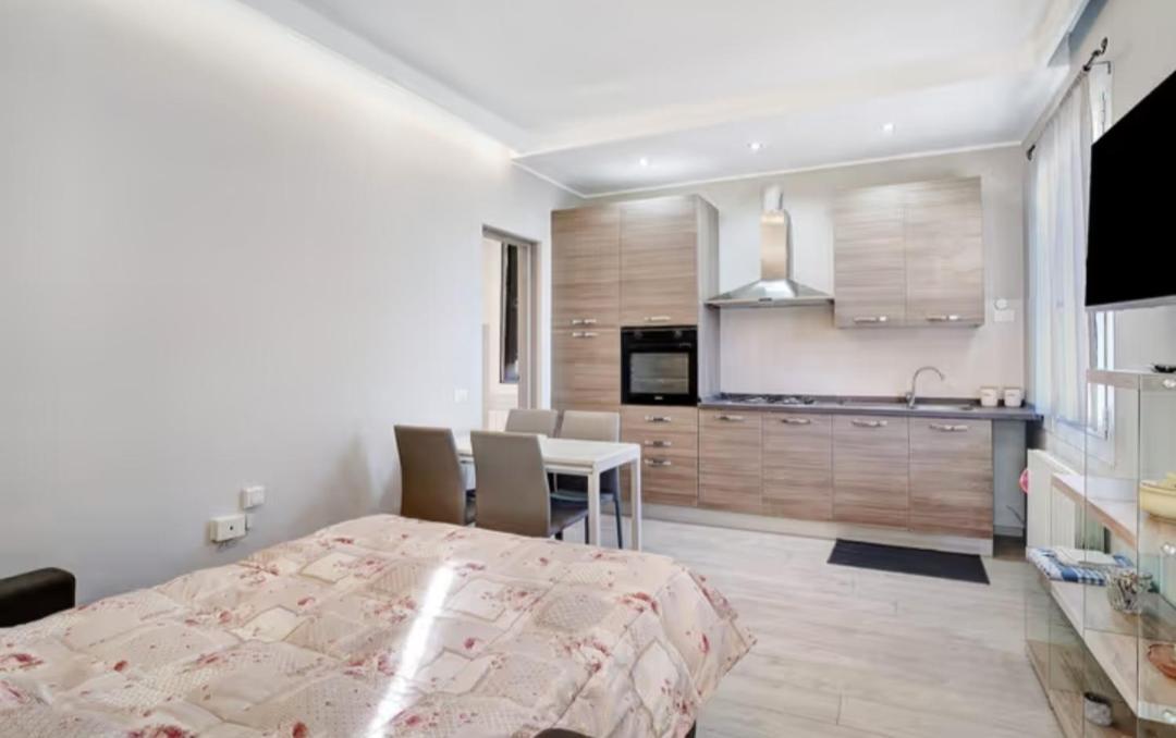 Casa Sanremo Tiziano Parking Gratis Spiaggia 15 Minuti A Piedi Extérieur photo